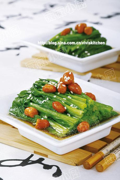 凉拌芝麻花生菠菜的做法(春节家宴菜)